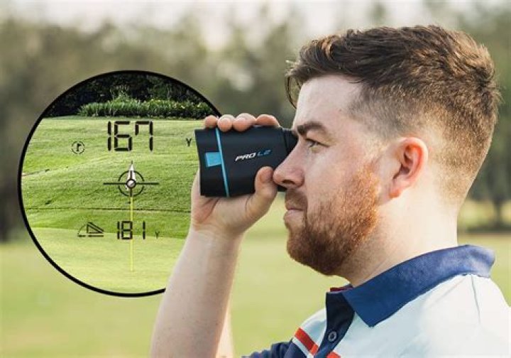 Are golf Pros allowed to use rangefinders?