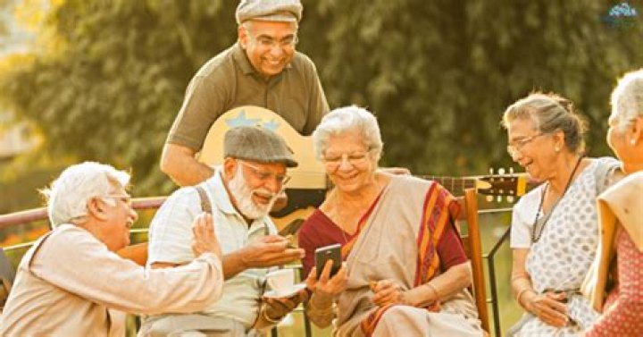 At what age do old people go to nursing homes?