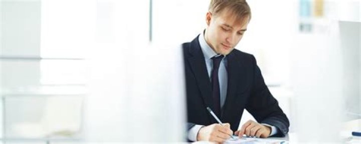 Can a company owner be an employee?