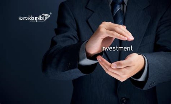 Can a private company invest in LLP?