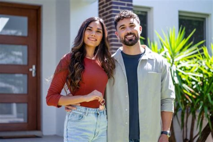 Can I get a second mortgage to buy another house?