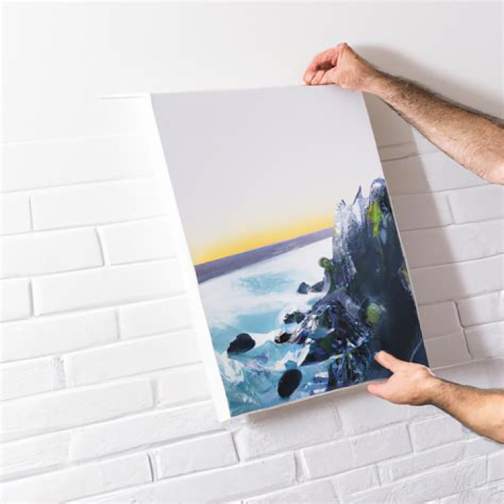Can I hang a canvas painting above a radiator?