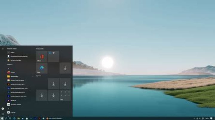 Can I make Windows 11 look like Windows 10?