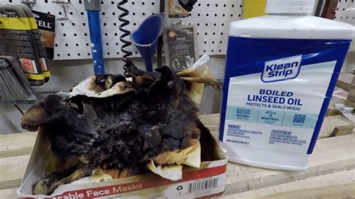 Can linseed oil spontaneously combust?