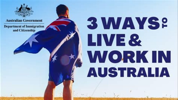 Can New Zealand residents live and work in Australia?