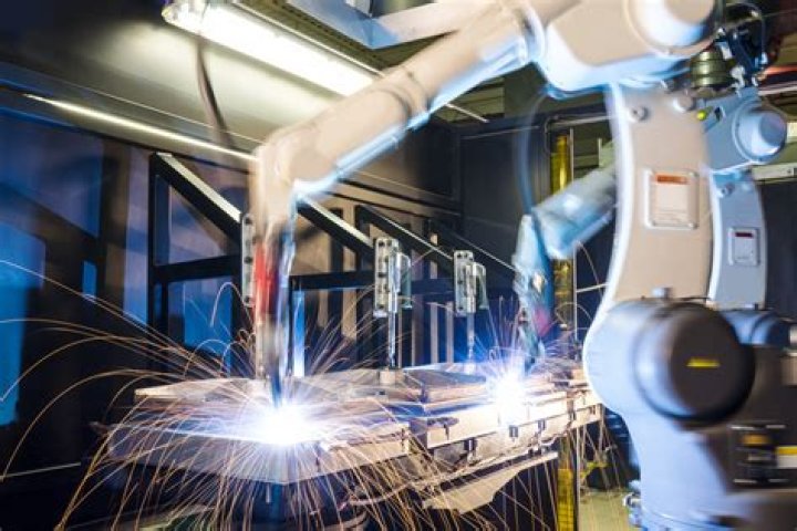 Can welding be done by robots?