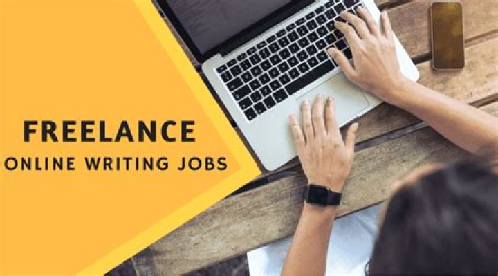 Can you live off freelance writing?