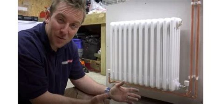 Can you put vinegar in your radiator?