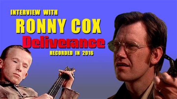 Did Ronny Cox play the guitar in Deliverance?