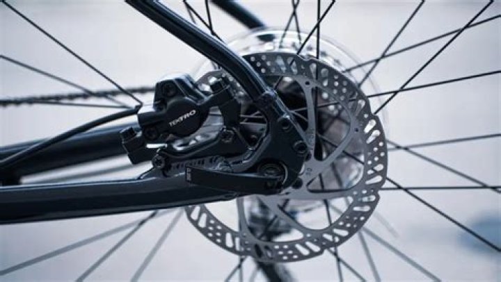 Do cruiser bikes have brakes?