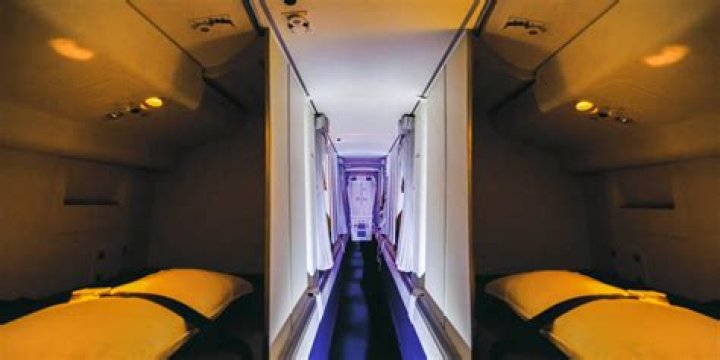 Do flight attendants sleep in hotels?