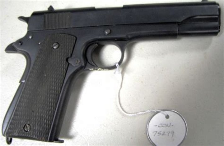 Do Marines still use 1911?