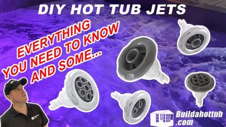 Do you leave jets on in hot tub?