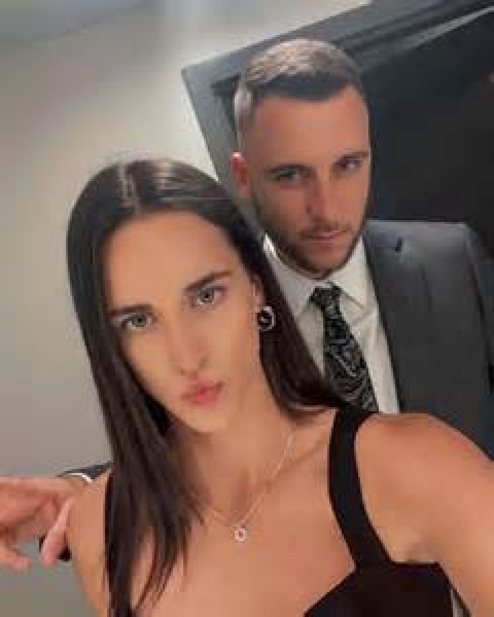 Does Clark have the flame?