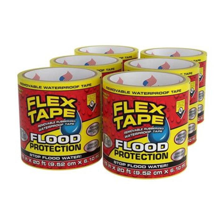 Does Flex Seal stick to rubber?
