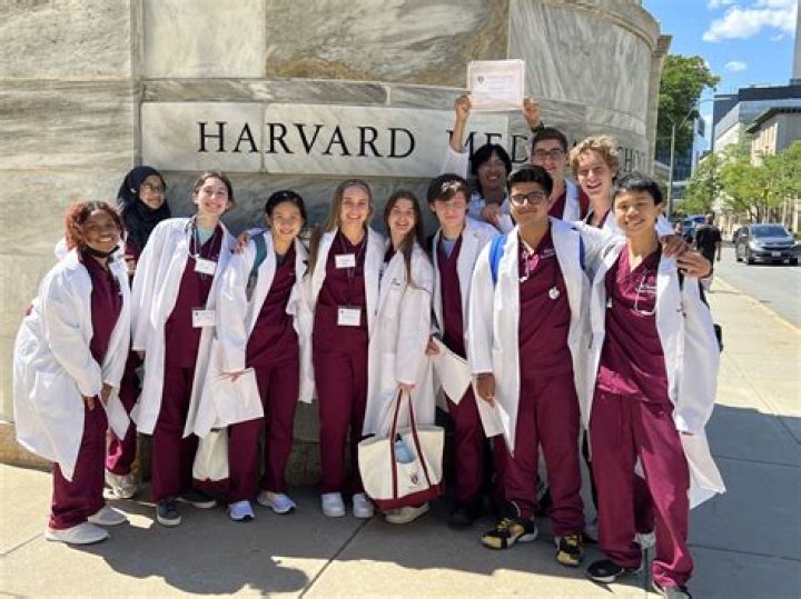 Does Harvard grade on a curve?