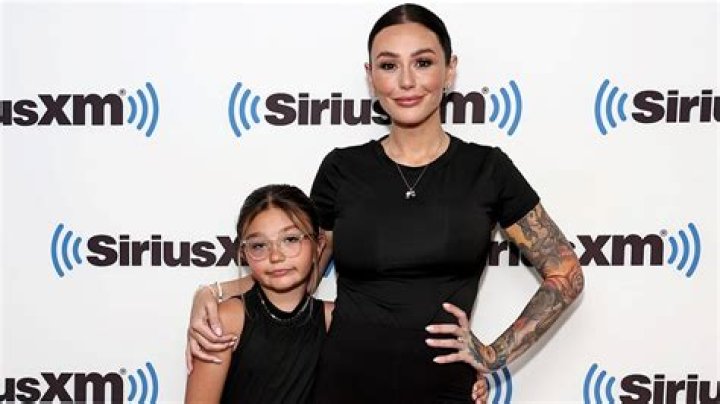 Does JWoww's daughter have a tattoo?