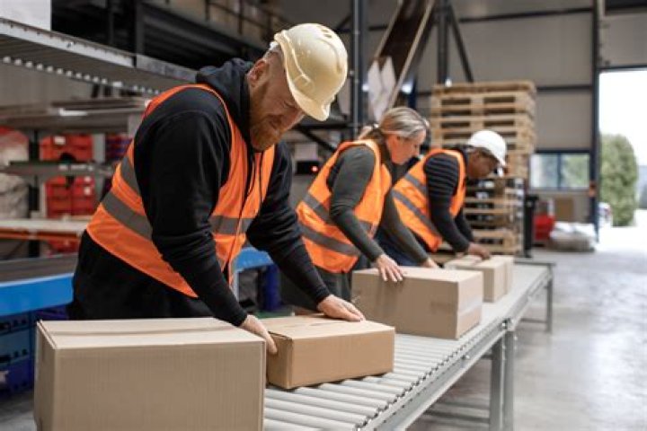 How do warehouse workers stay cool?