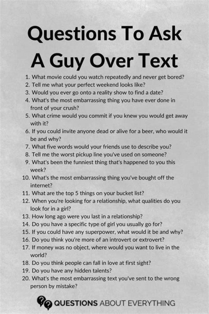 How do you ask a guy for a kiss indirectly over text?