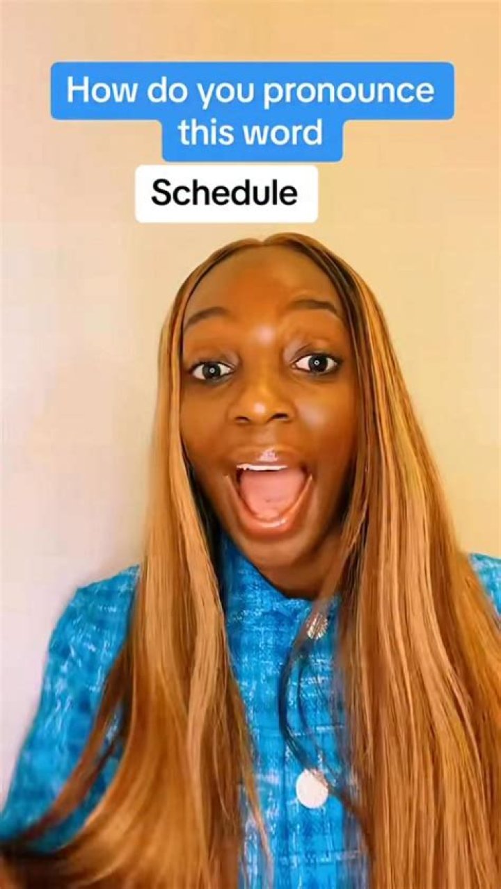 How do you pronounce Champetre?