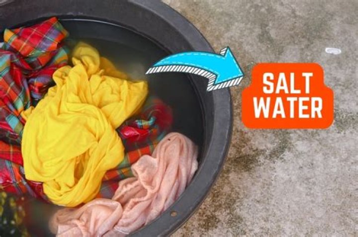 How do you soak dirty jeans?