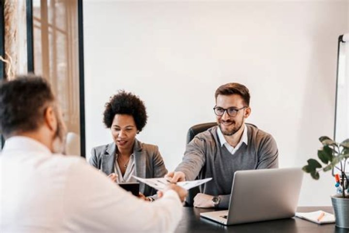 How long does it take for a hiring manager to make a decision?