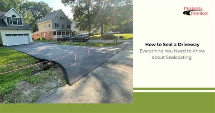 How long does sealcoat driveway last?