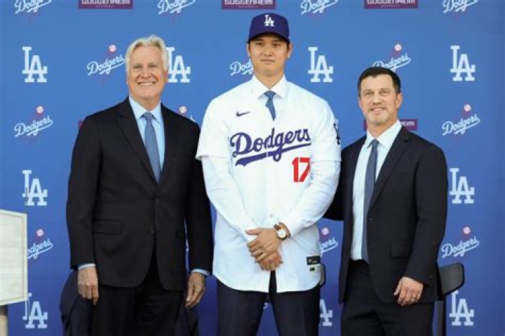 How long is Freddie Freeman's contract with the Dodgers?