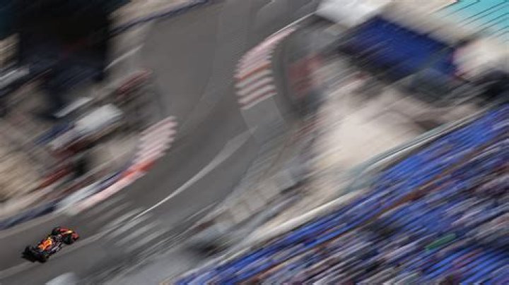 How many gears do Formula One cars have?