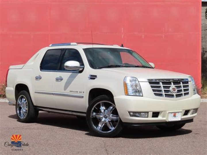 How many miles will a 2007 Cadillac Escalade last?