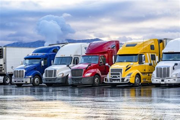 How much do trucking companies spend on fuel?