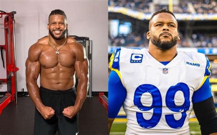How much does Aaron Donald bench max?