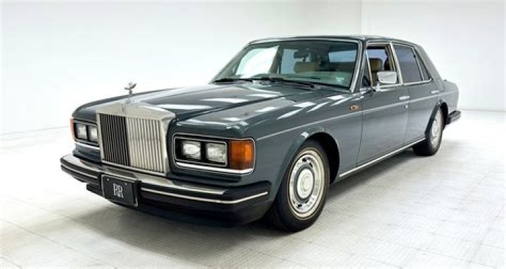 How much is a 1985 Rolls-Royce Silver Spirit worth?