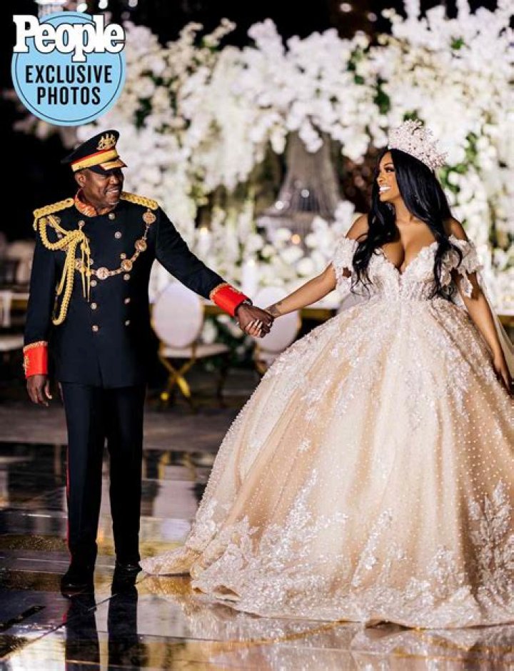 How much is Simon Porsha's fiance worth?