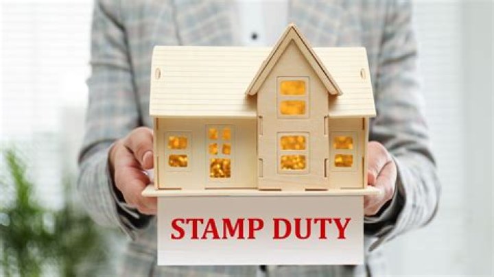 How much stamp duty do I pay on gift deed?