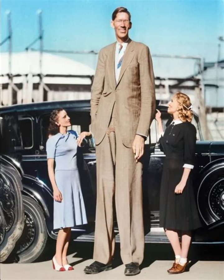 How tall was Audie Murphy and how much did he weigh?