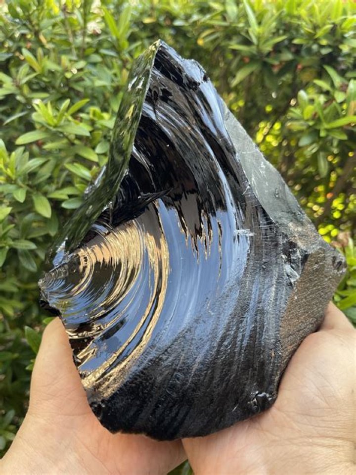 Is black obsidian real?