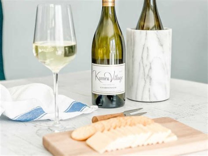 Is Chardonnay sweeter than pinot?