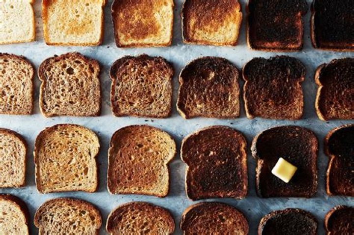 Is dry toast good for you?