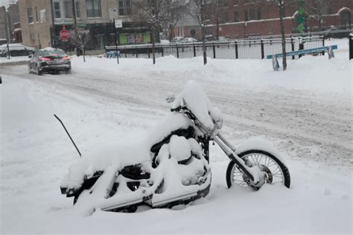 Is it bad to start your motorcycle in the winter?