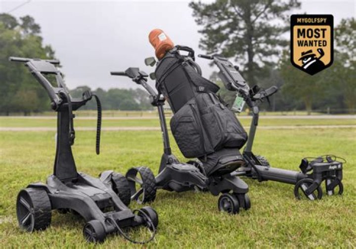 Is it better to push or pull a golf cart?