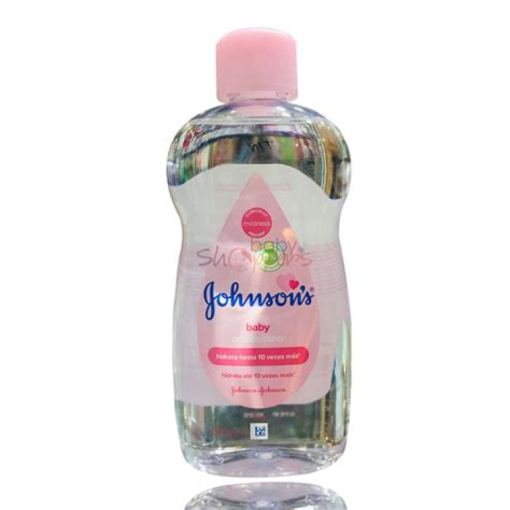 Is Johnson's baby oil Harmful?