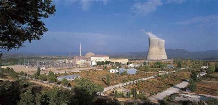 What are two uses of a journal?