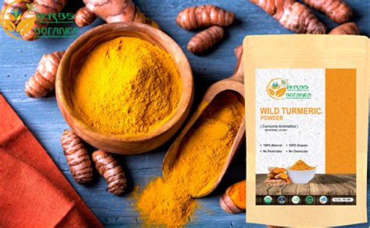 What can I mix turmeric with for my face?