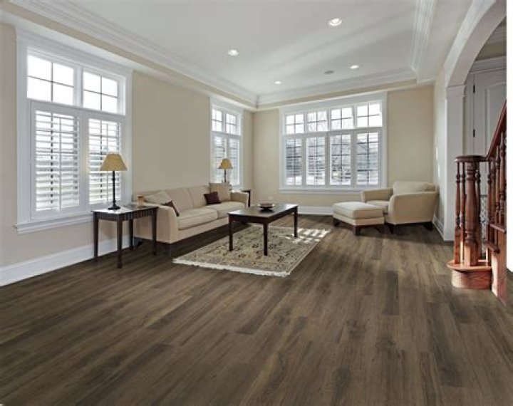 What color flooring does not show dirt?