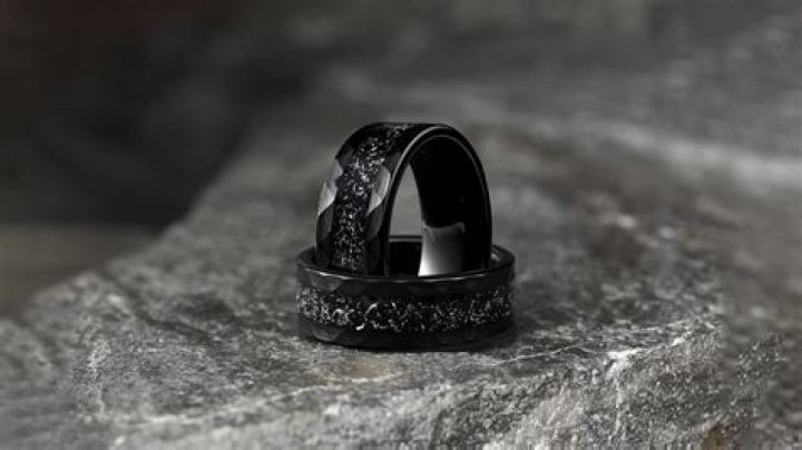 What does a black ring mean Lgbtq?