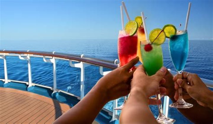 What drinks are free on cruise?