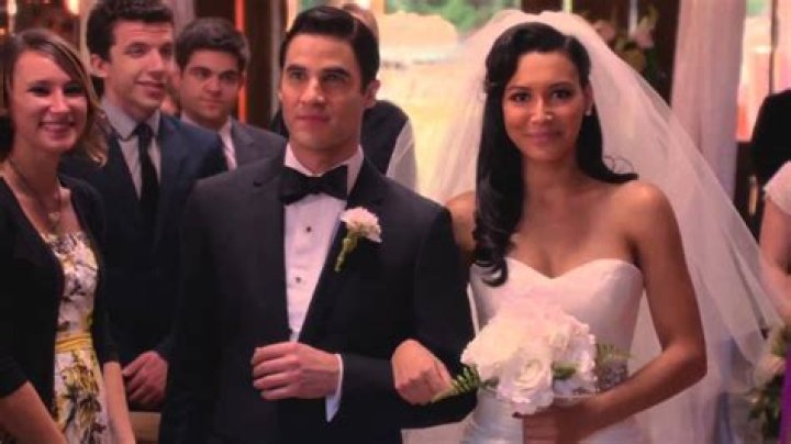 What episode do Brittany and Santana get married?