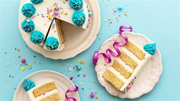 What flavor is a groom's cake?
