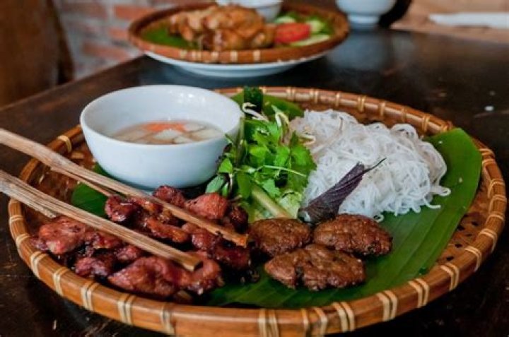 What food is the main dish in Vietnam?